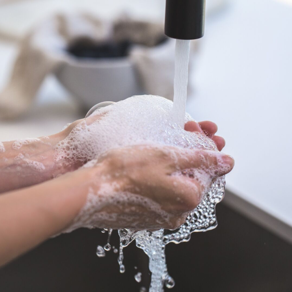Clean hands are the best barrier to germs, but is washing our hands with water and soap enough or should we rather use hand disinfectant? Learn what option is best, when.