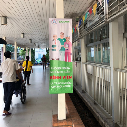  Vietnamese television shows the importance of hand hygiene after Saraya Greentek's efforts in educating not only patients but also their families about the importance of a proper hand rub.